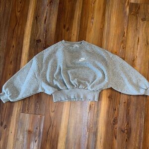 NIKE Girl's Club Fleece Boxy Crew Sweater